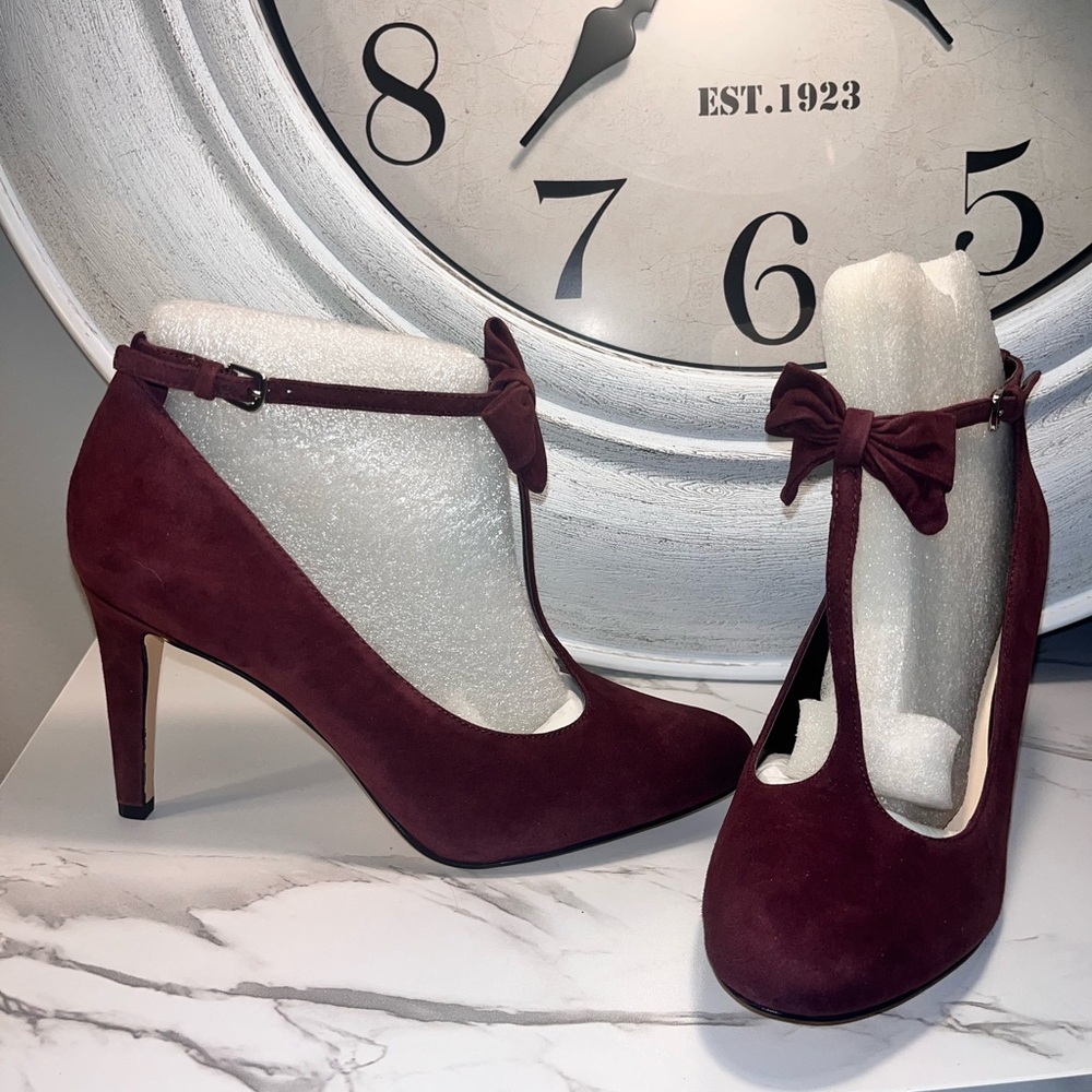 8.5 Nine West round toed maroon suede ankle heels